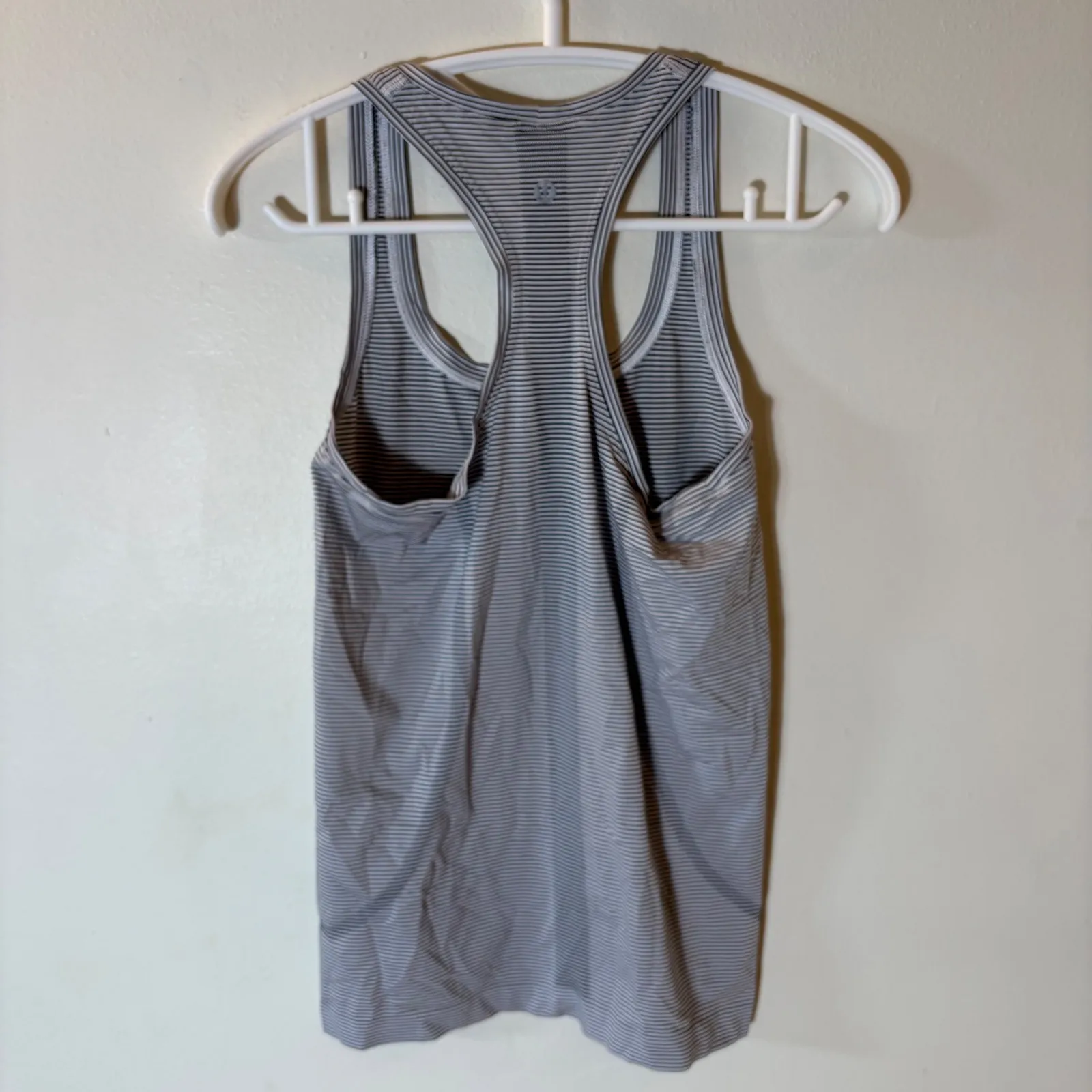 Lululemon Swiftly Tech Racerback Tank Size 4 - Image 4
