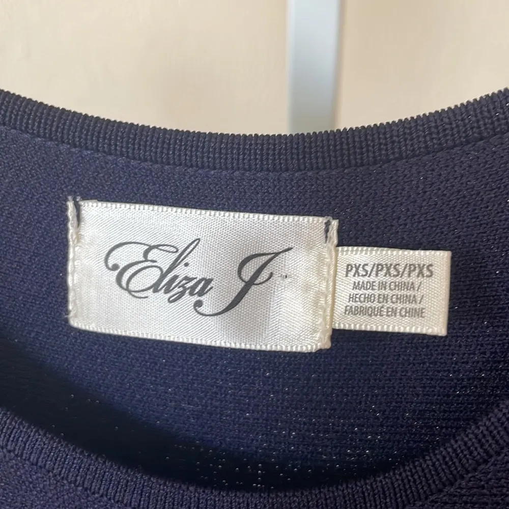 Eliza J gorgeous lace trim knit tank dress - Image 4