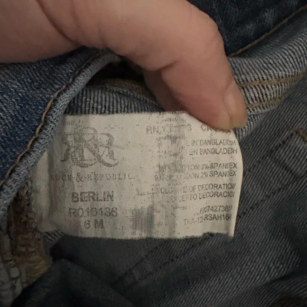 Rock & Republic Berlin Mid Rise Skinny Jeans Size 6‎ EUC - Image 15