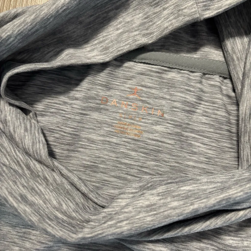 Danskin Heather Gray Women's cowel neck NWT - Image 4