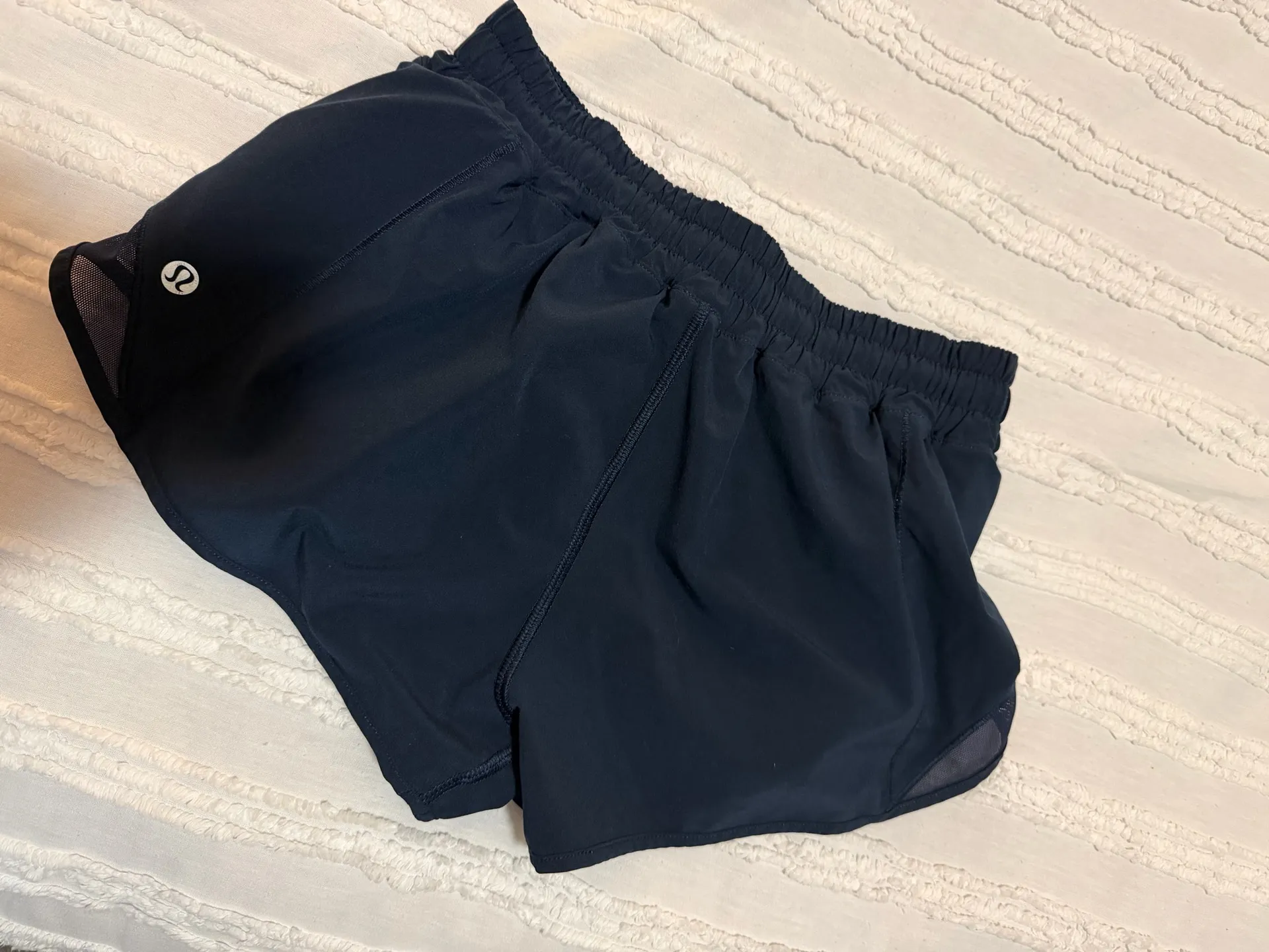 Hotty Hot Shorts Lululemon 2.5" - Image 3