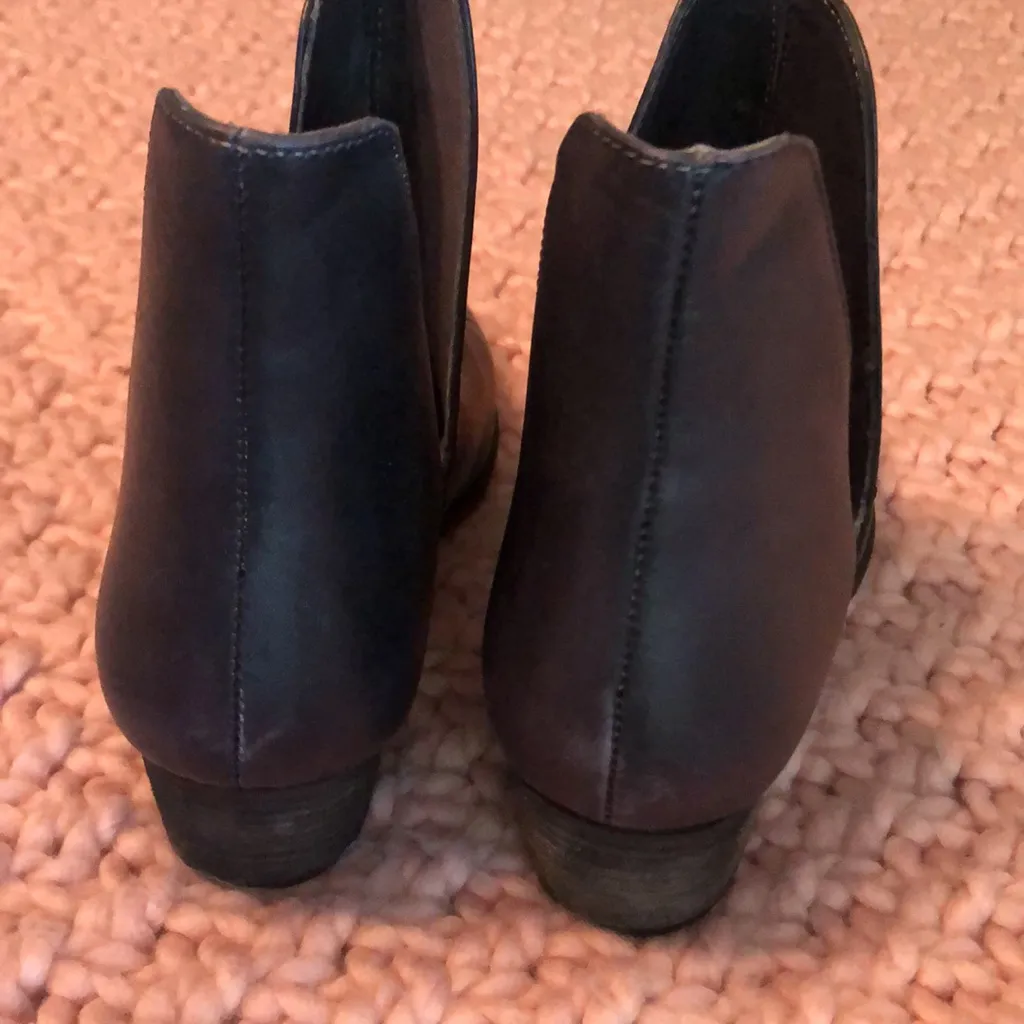 Free people cut out sides booties - Image 5