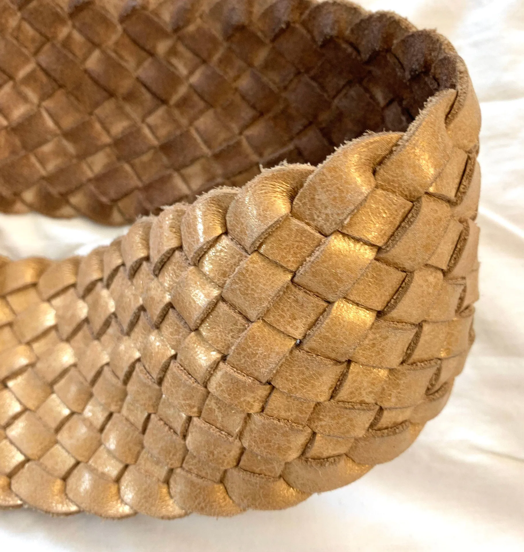 Stoned & Waisted Woven Leather Gold Toned Belt size Sm - Image 5