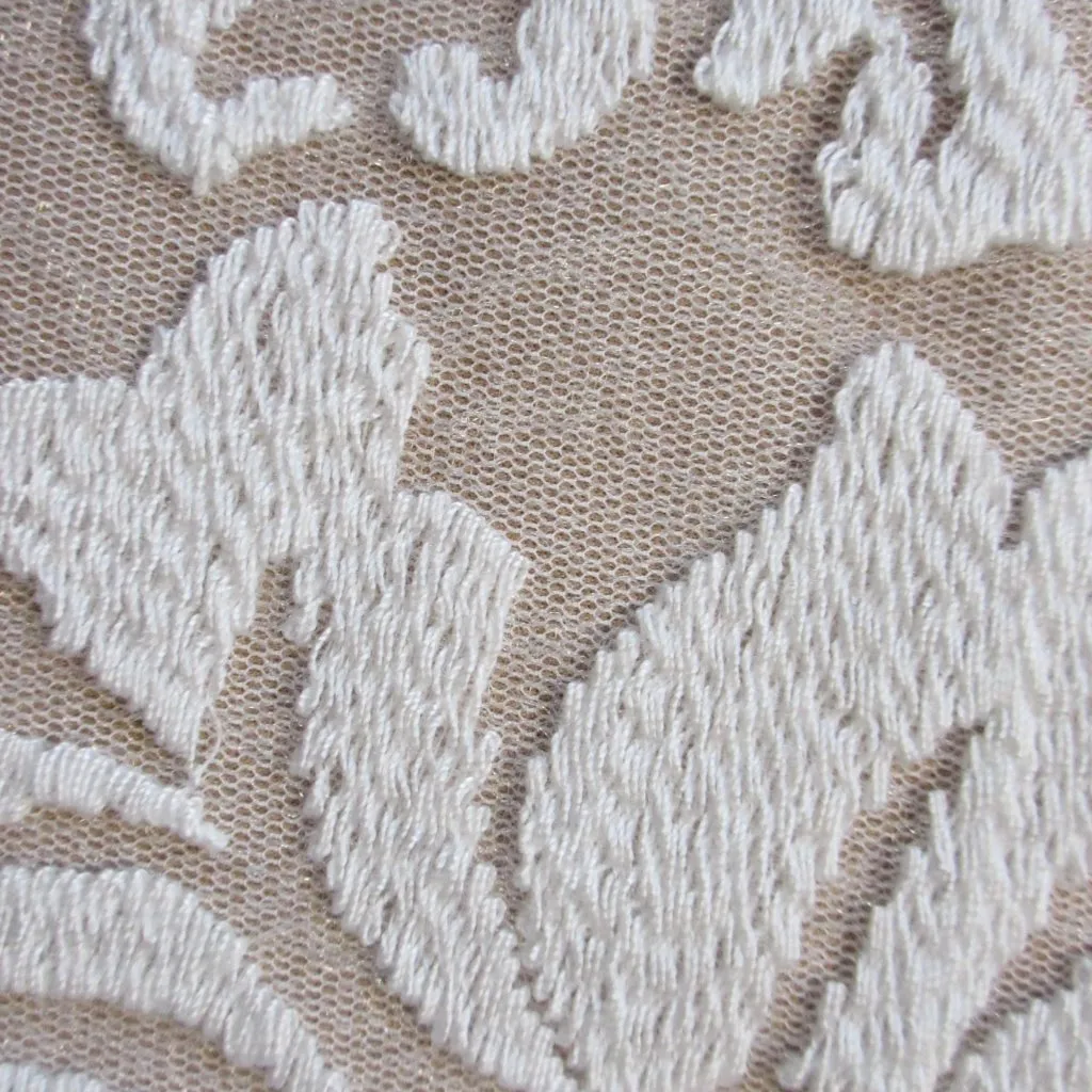 NWT TADASHI SHOJI Embroidered Lace V-neck Sheath in Ivory Nude Dress 12P - Image 6