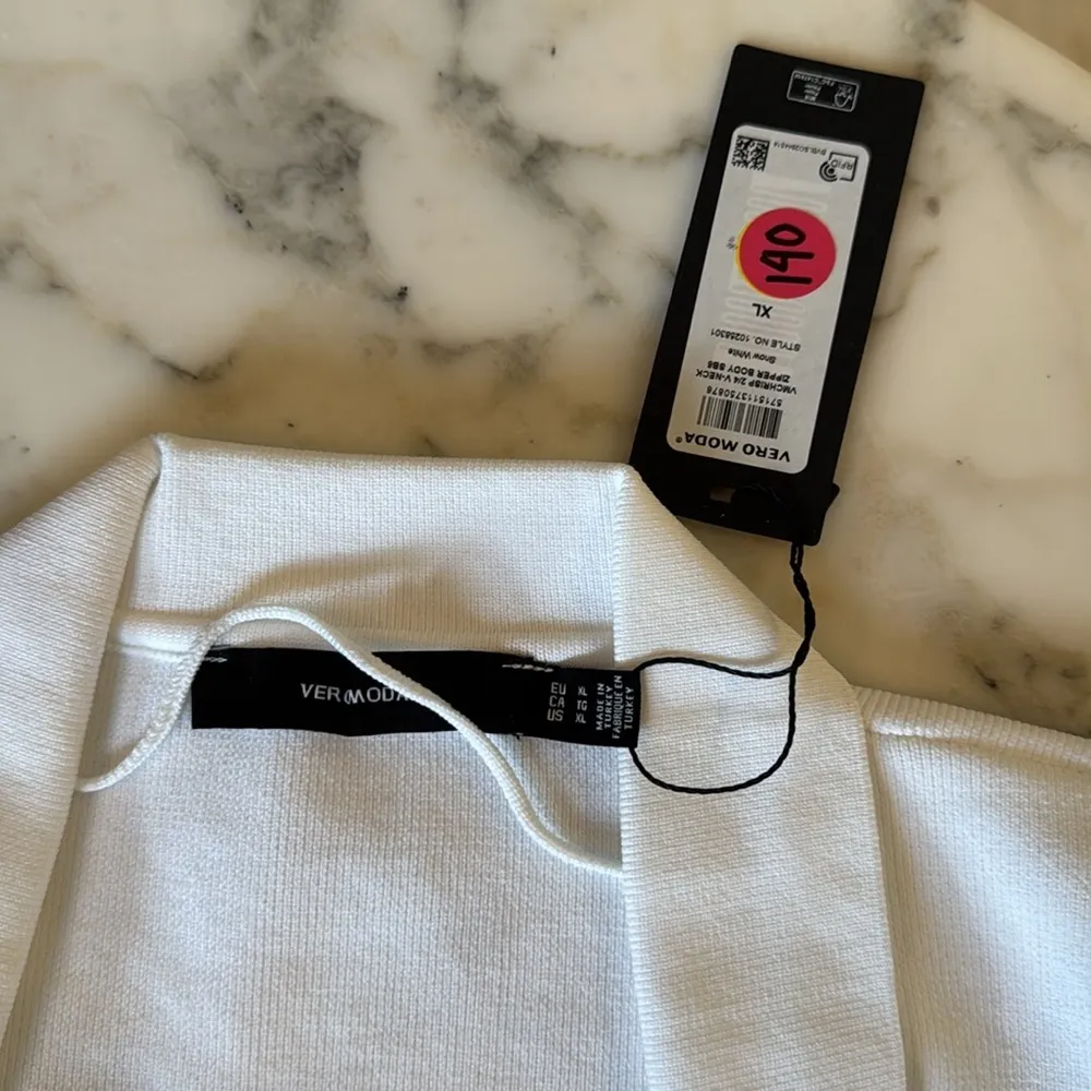 NWT Vero Moda Women Ivory White Bodysuit XL Made In Turkey - Image 4