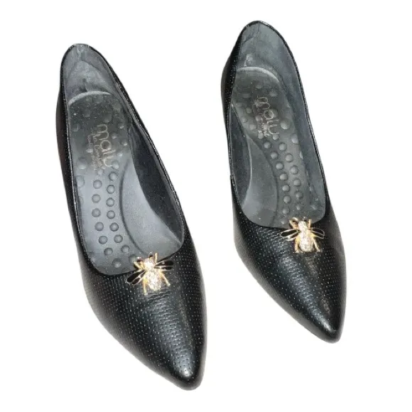 Metal butterfly shoe clips! So versatile! Black Size undefined - Image 2
