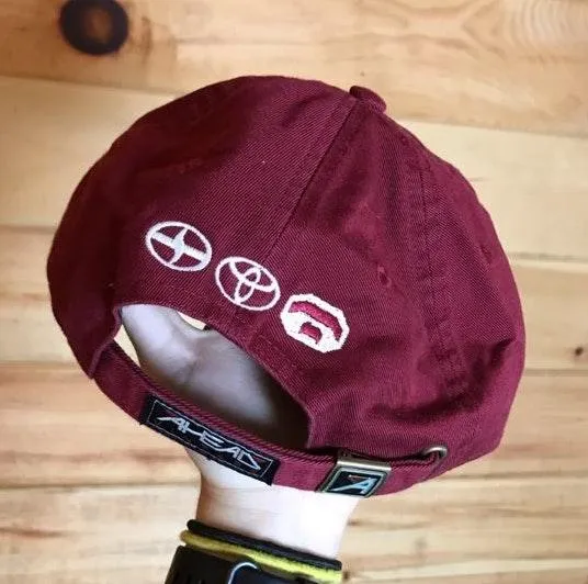 VINTAGE NEW MAROON RED/WHITE SIGNED TOYOTA BASEBALL CAP HAT Red - Image 4