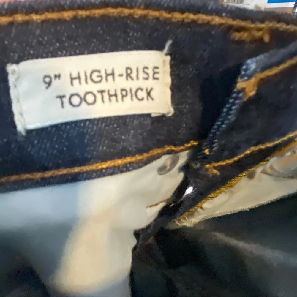 J. Crew 9" Mid-Rise Toothpick Jean Classic Rinse Wash Item H2876 Size 26 - Image 8