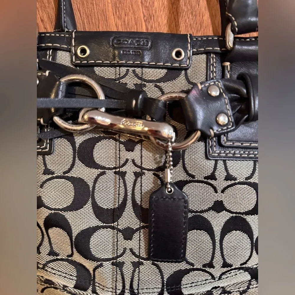 Coach Signature Hampton Black Handbag Tote - Image 13