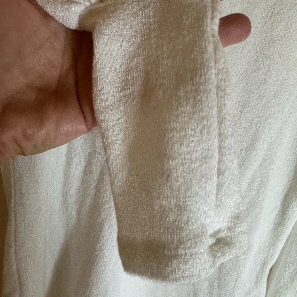 Women’s Alya Elegant‎ White Puff Sleeve Fitted Top Super Soft Size XS - Image 3