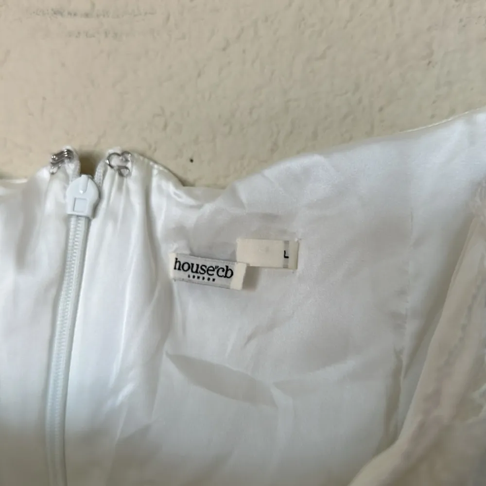 House of CB ‘Grace’ embellished velvet white mini dress‎ NWOT size L - Image 7