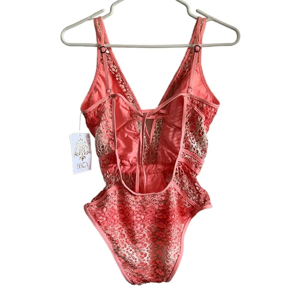 Becca by Becca Virtue Show & Tell Crochet Plunge One Piece Swimsuit Small NWT - Image 3