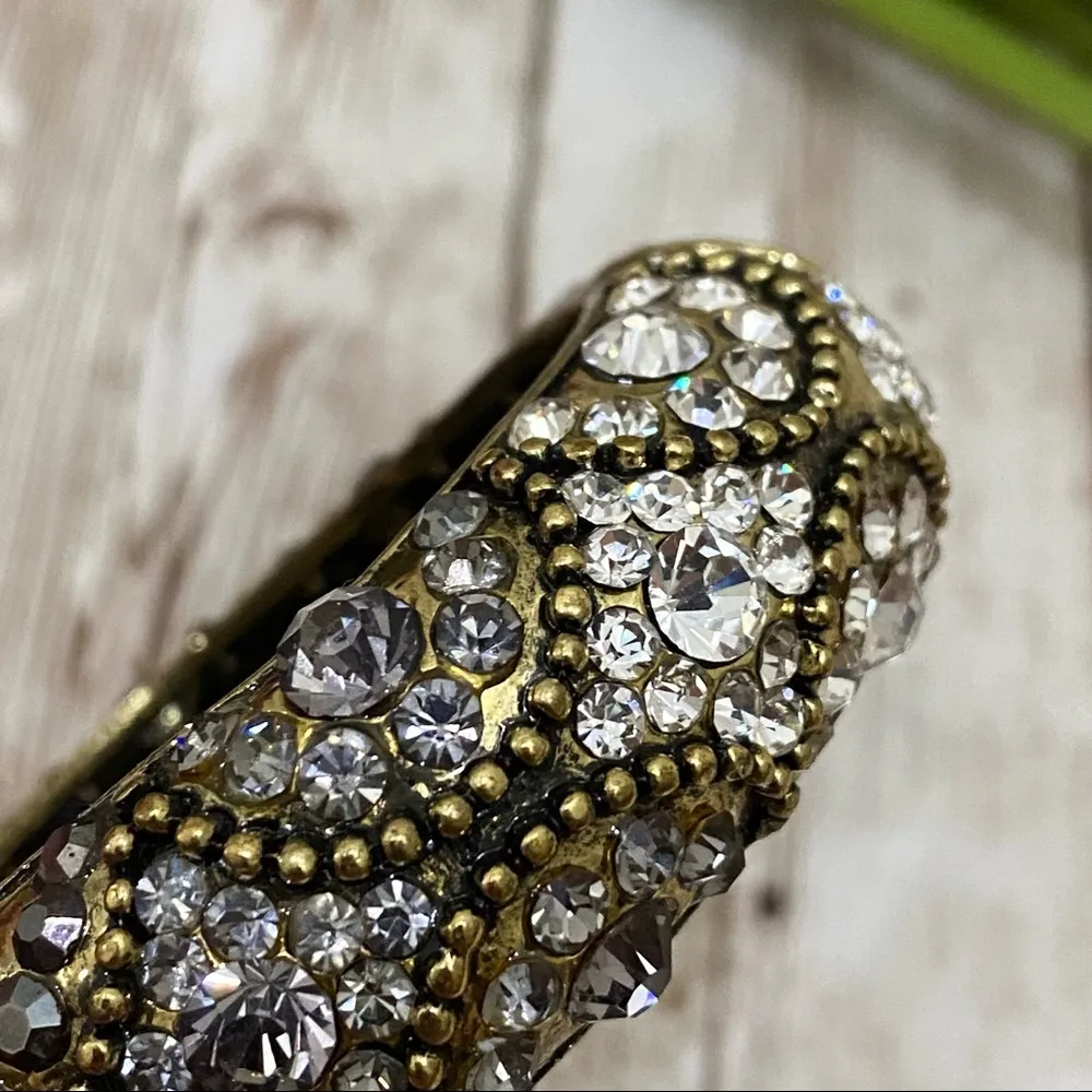 Cookie Lee NWT  Crystal Hinged Bangle Bracelet - Image 3