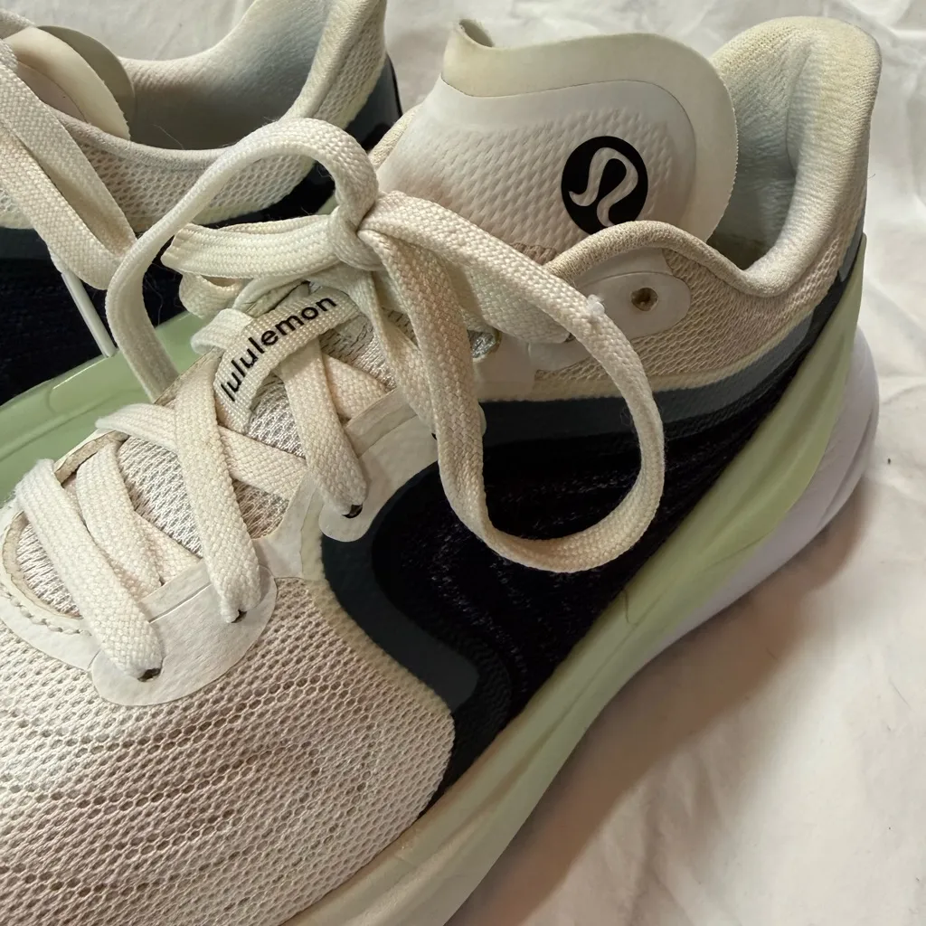 Lululemon Women's Blissfeel 2 White and Black Athletic Running Shoes - Size 10 - Image 7