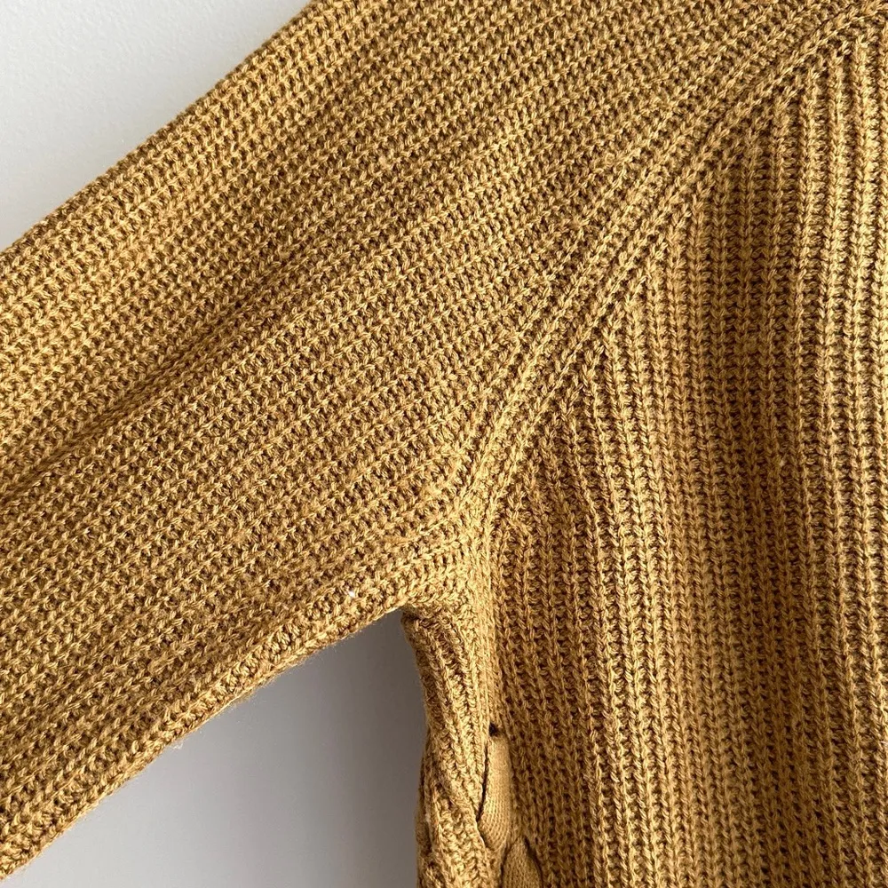 Pink Rose Gold Cable Knit Sweater, Crewneck Sweater, Size Medium - Image 8