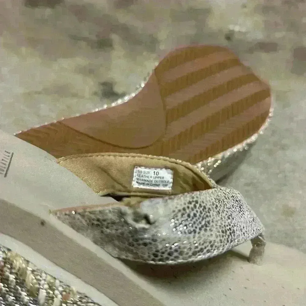 VOLATILE Women's Lantern Wedge Sandal size 10 - Image 9