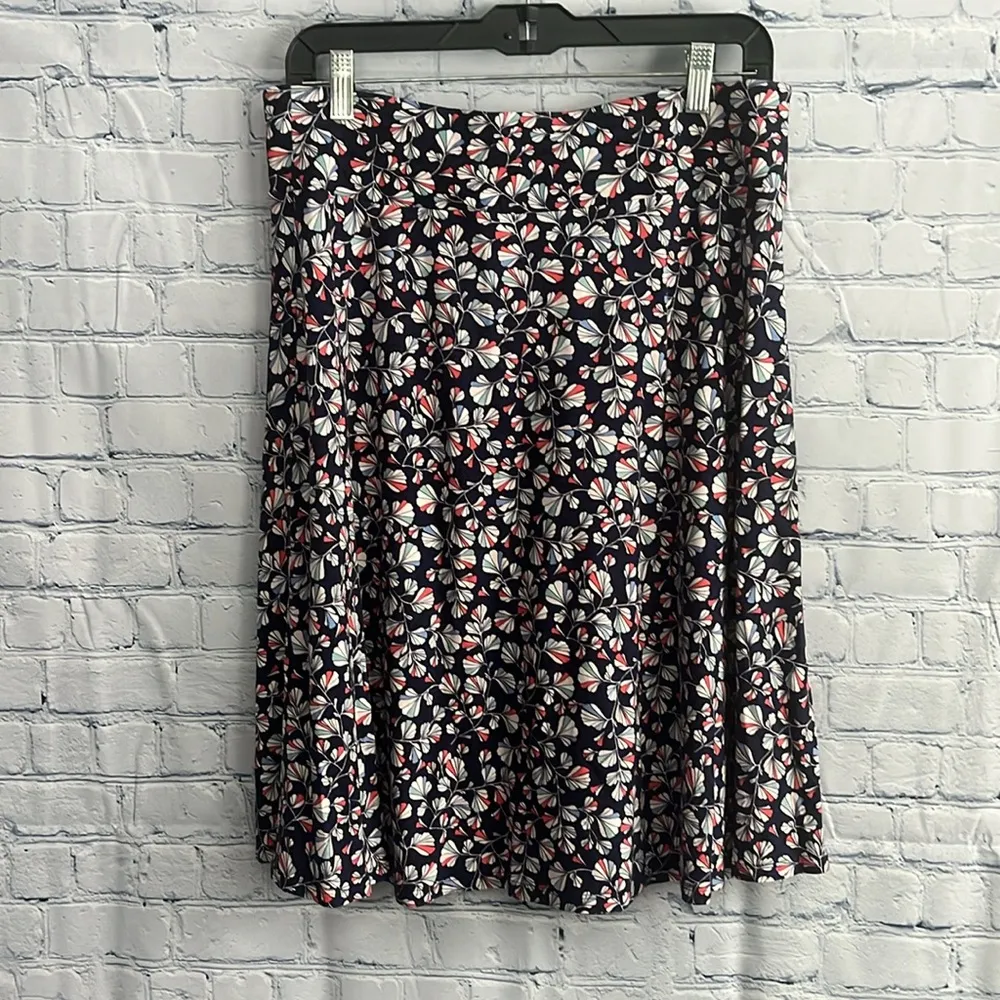 Talbots Floral Print Women's Skirt Size‎ Medium - Image 3