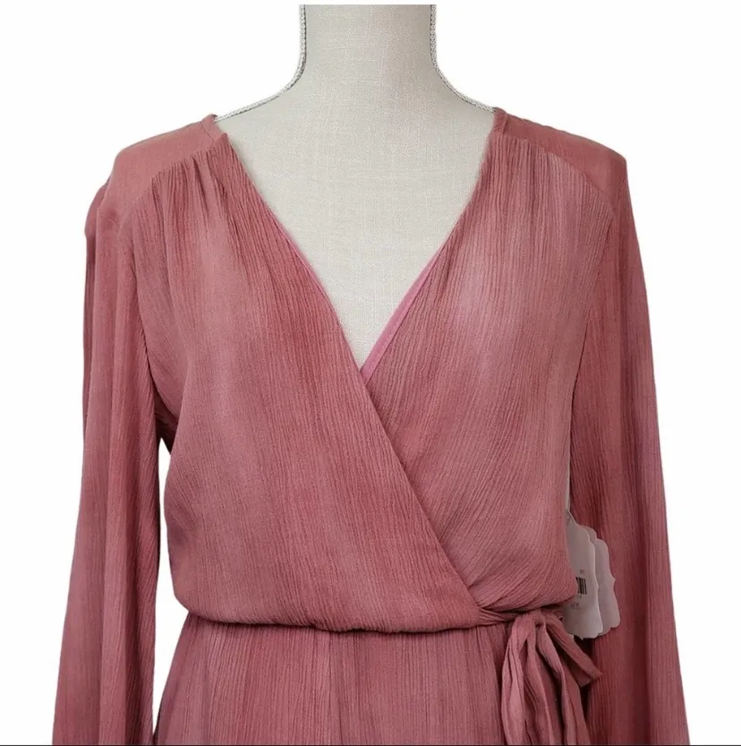 NWT  Rusty Rose Bell Sleeve Romper - Image 4