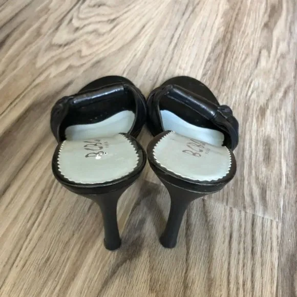BCBG Paris Knot Leather Kitten Heels Sandals‎ Black Size 7.5 - Image 4