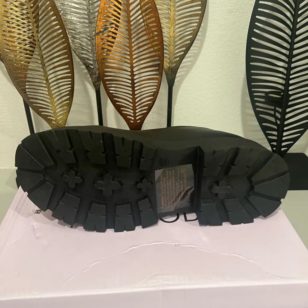 Black Mary Jane Platform Shoes by Top Moda Size 6.5 - Image 3