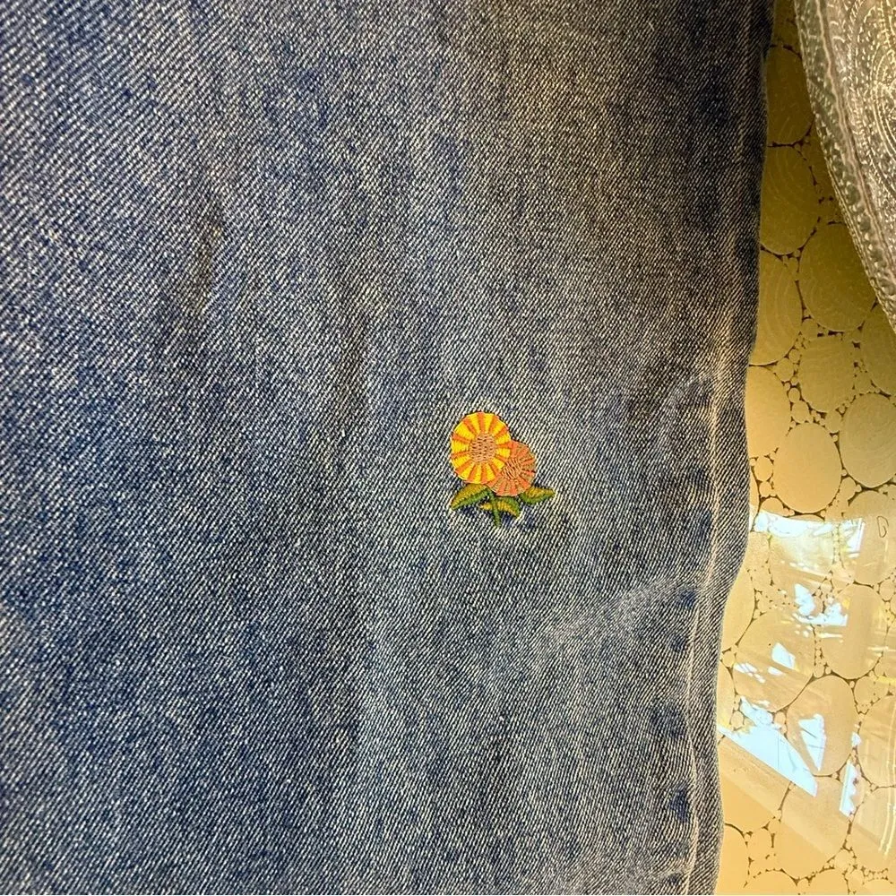 Repair Brand vintage sunflower embroidered jeans size7/8 Blue Size undefined - Image 11