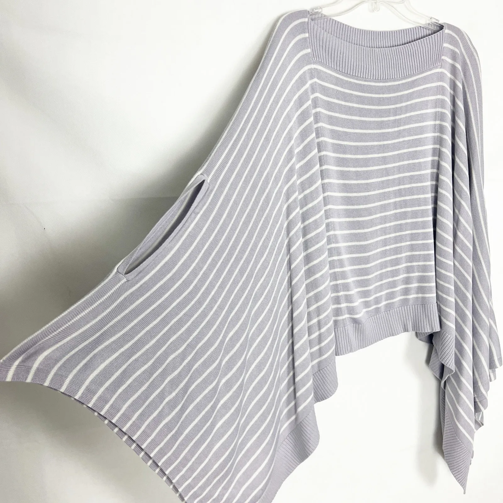 Lululemon Women's Pullover Poncho One Size - Image 5