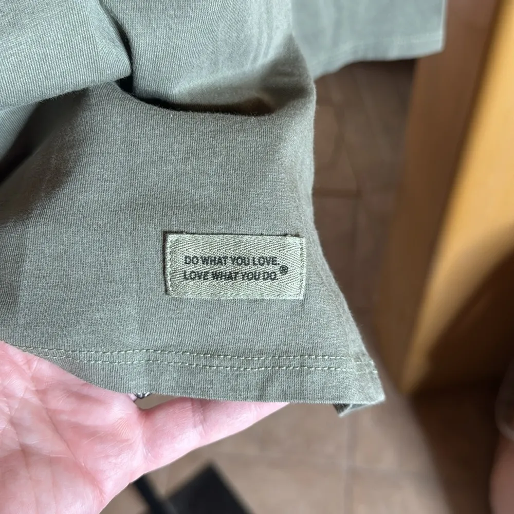 NWT Life is Good Butterfly Happy LS Hooded Crusher Lite Moss Green Size Medium - Image 7