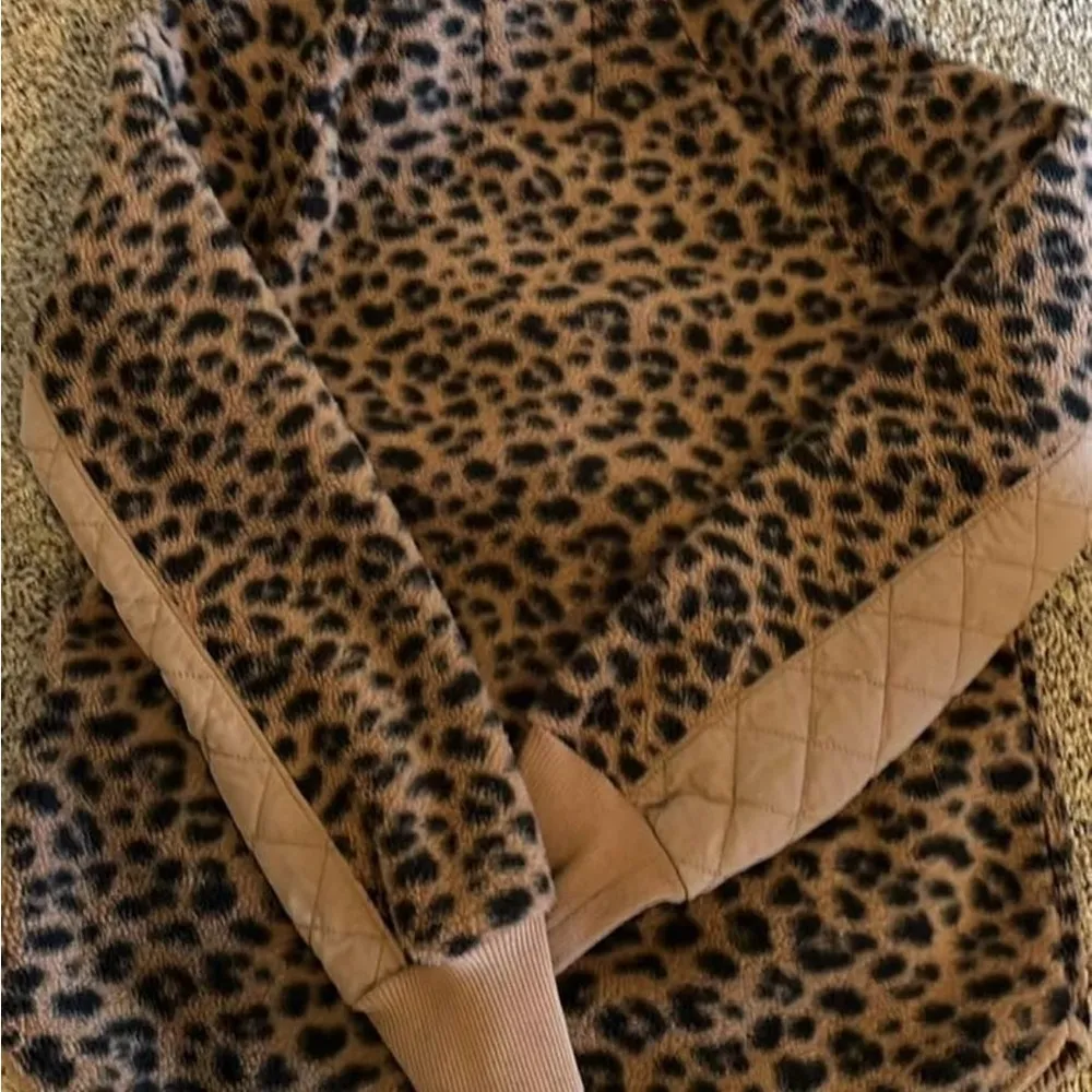 Abercrombie & Fitch Leopard Print Sweater - Image 2