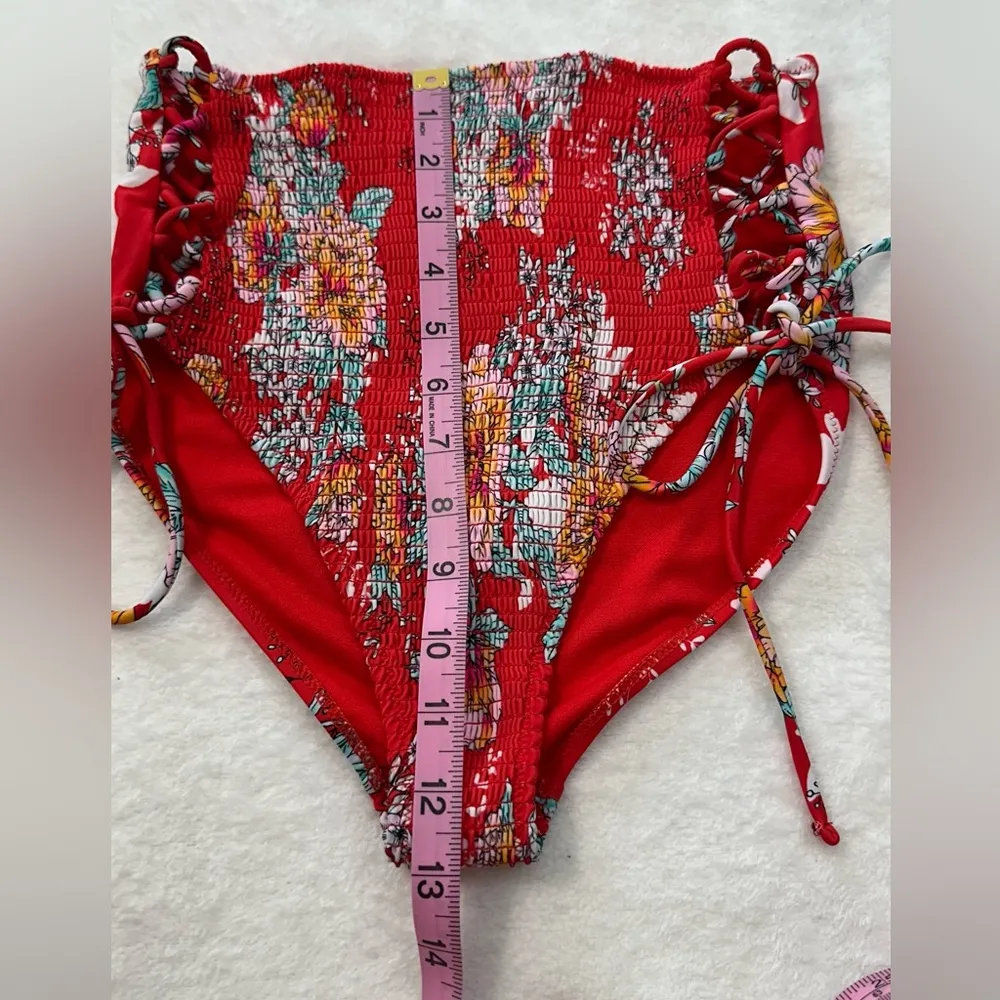 Raisins Maya Bay Red and White Floral Miami Printed Halter Bikini  Two Piece Set - Image 8