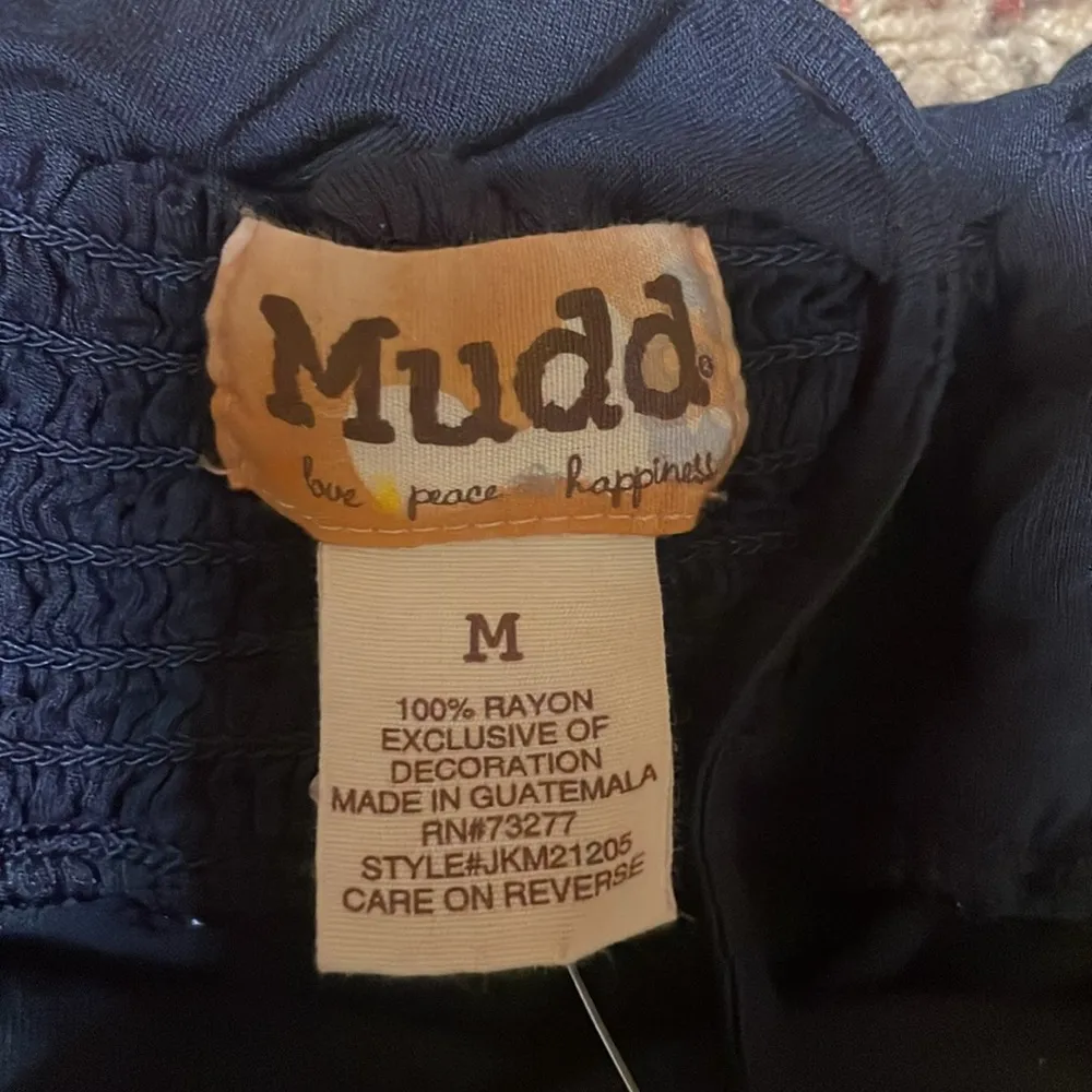 Mudd navy blue cami tank size medium new with tags - Image 4