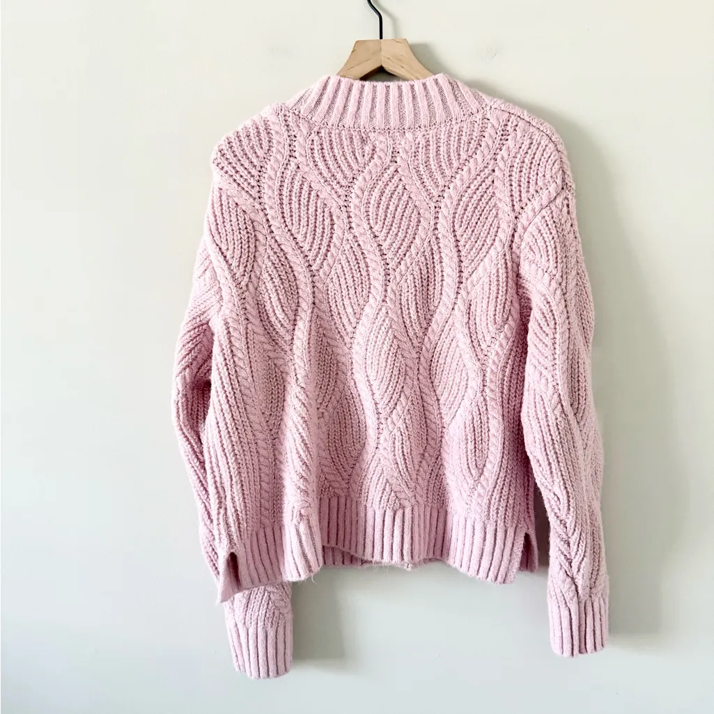 Universal Thread Cable Knit Cardigan in Light Pink with Metallic Size M - Image 6