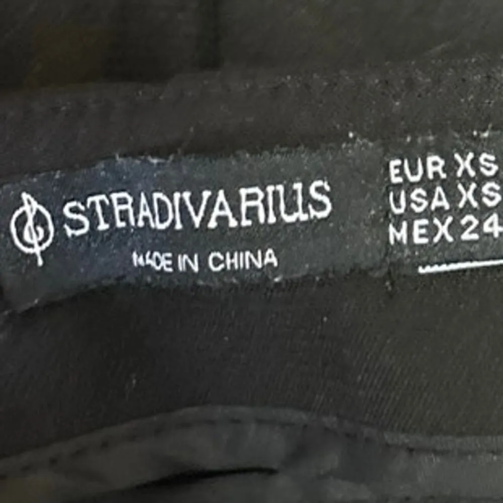 Stradivarius Women's Black High Waist Straight Pencil Mini Skirt Skort Size XS - Image 4