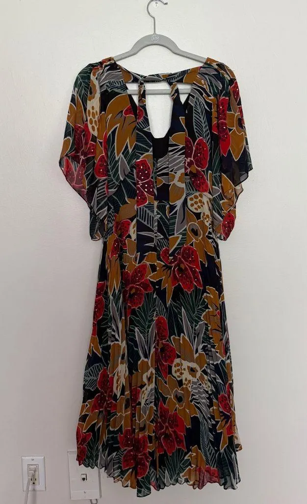 Club Monaco Zorbina Pleated Floral Midi Dress - Image 6