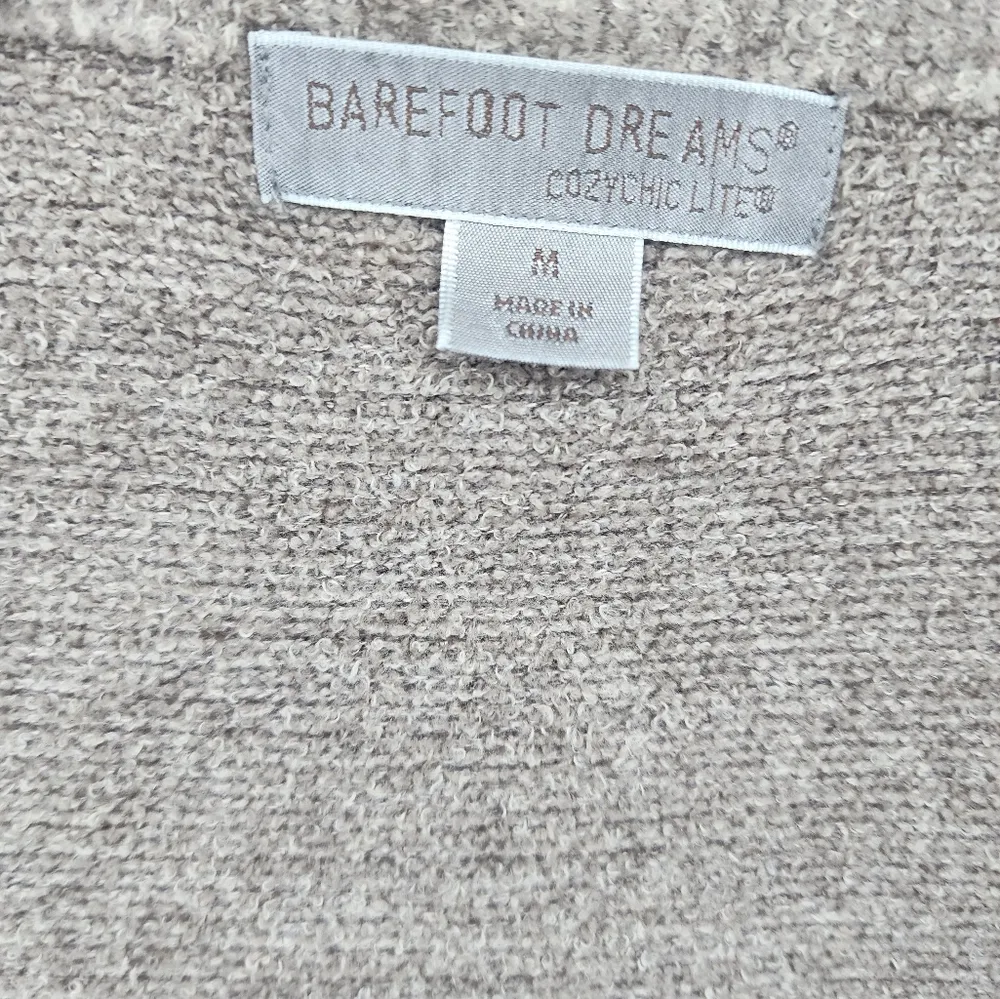 Barefoot dreams cozychic lite long cardigan size M - Image 3