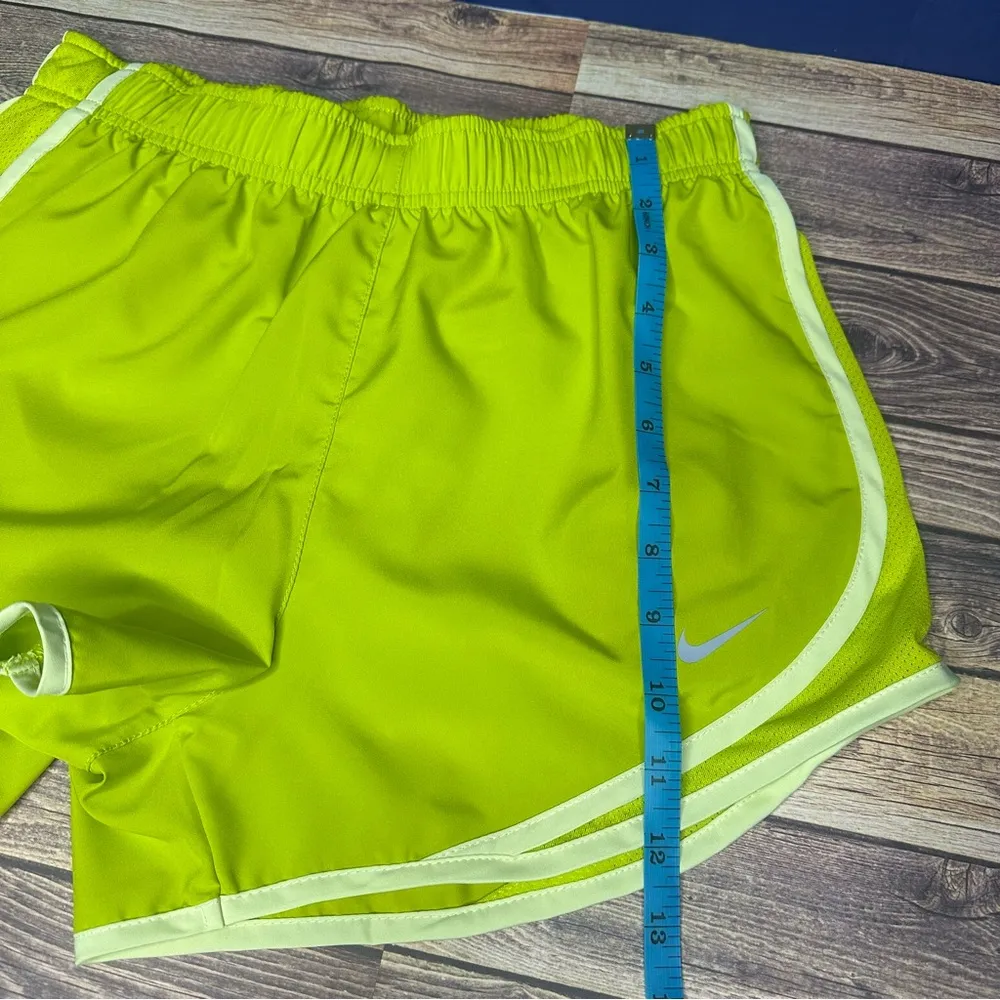 Nike Women's Dri-FIT Tempo Mid-Rise Brief-Lined Running Shorts NWT Size Small - Image 11