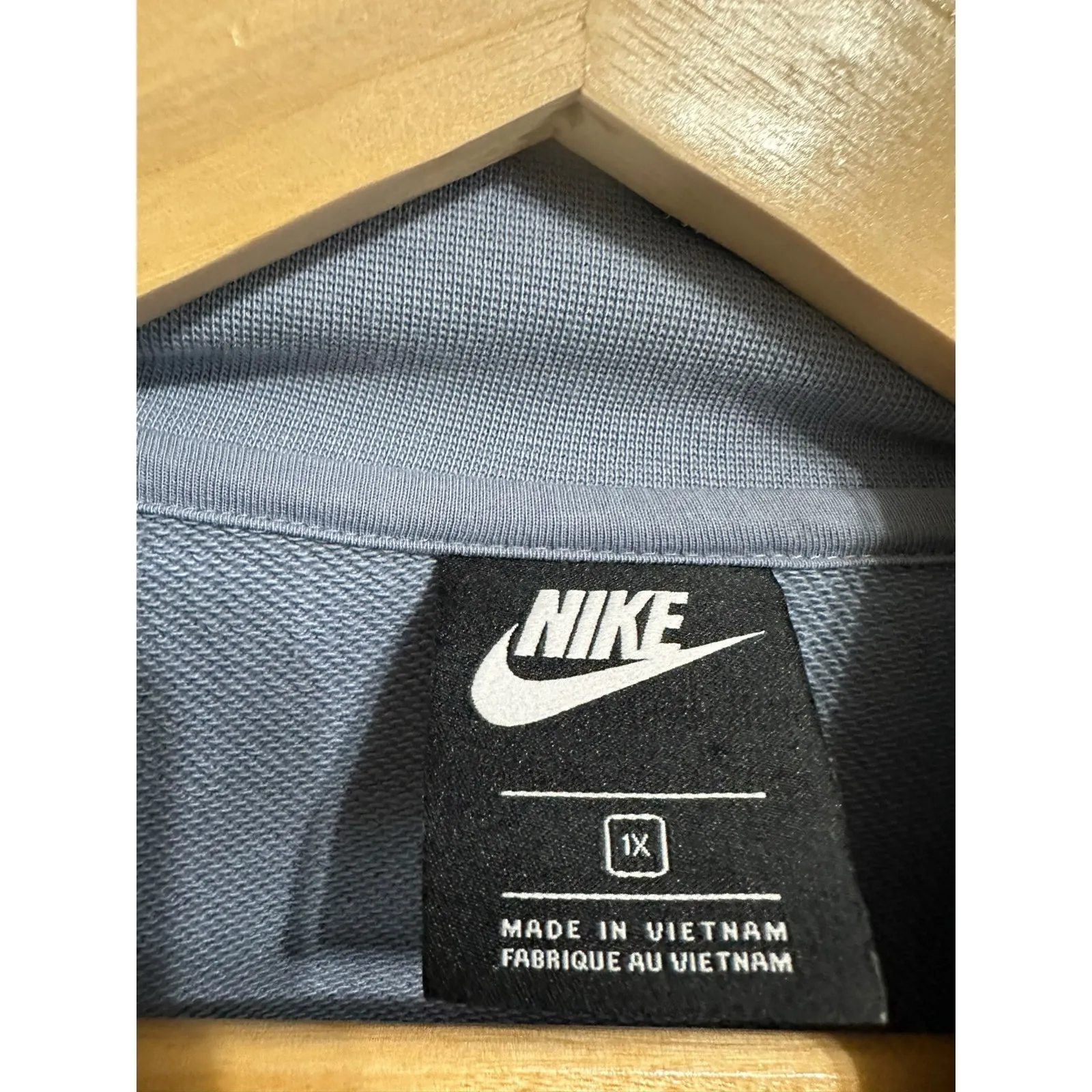 Nike women's blue pullover mock neck sweater size‎ 1x - Image 3