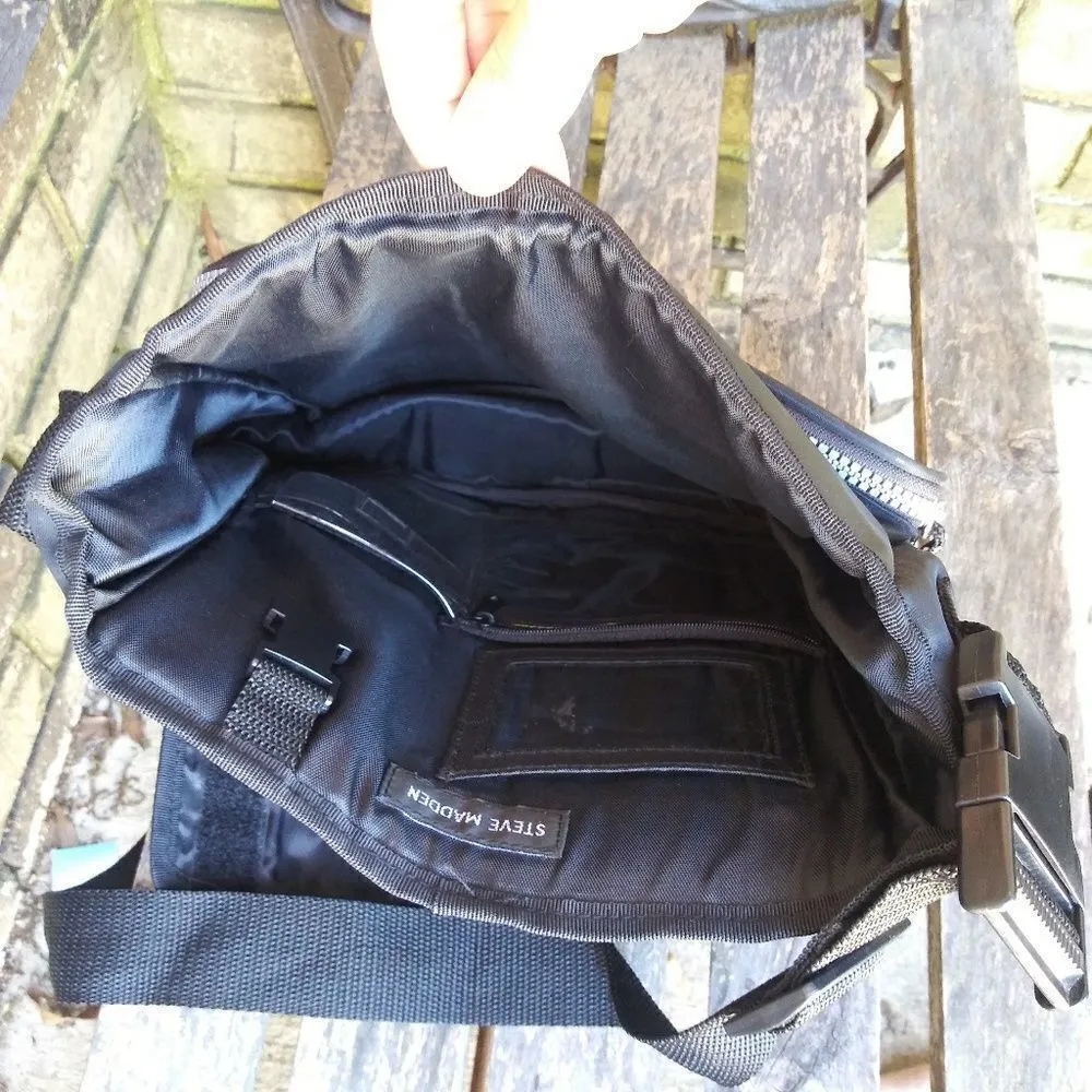 Steve Madden crossbody black purse - Image 5