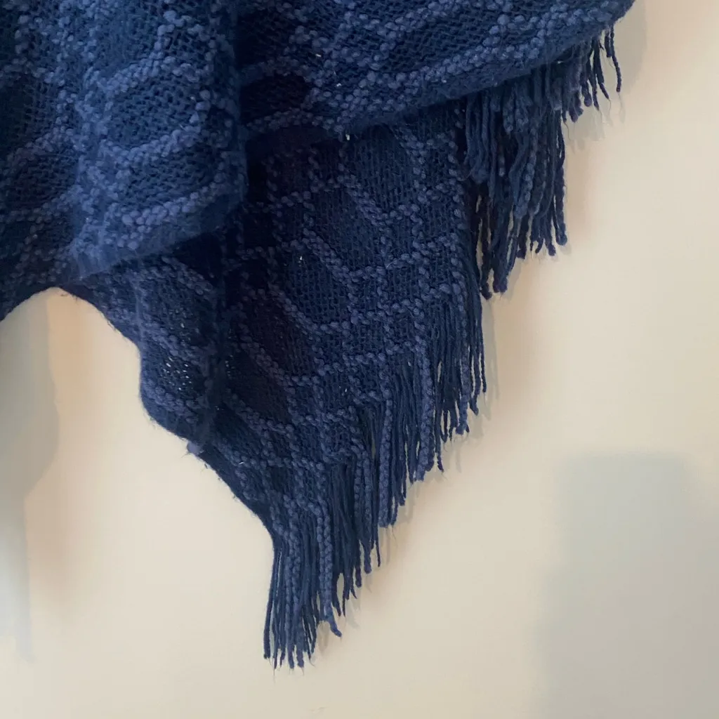 Crochet Knit Poncho Fringe Blue Women’s OS Grandma Cottagecore Coastal Cowgirl - Image 5