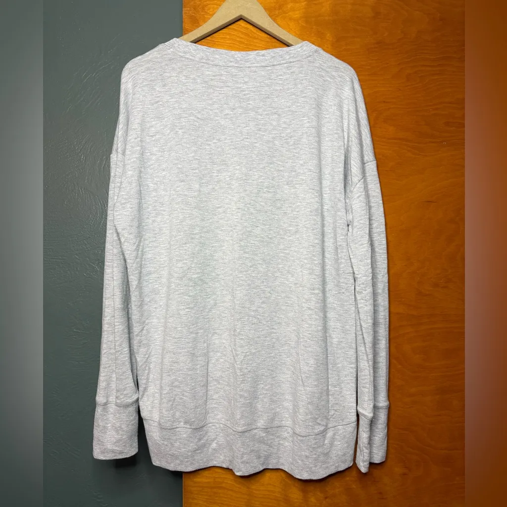 Yogalicious  Gray Lightweight Long Sleeve Pullover Sweatshirt – Size XL - Image 2