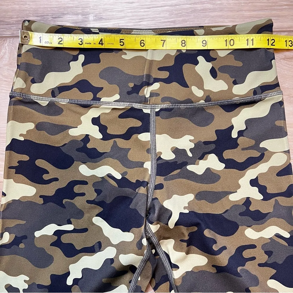 Zyia Active Light Green Camo Reflective Soft n Snug Mid-Rise 7/8 Legging… - Image 8