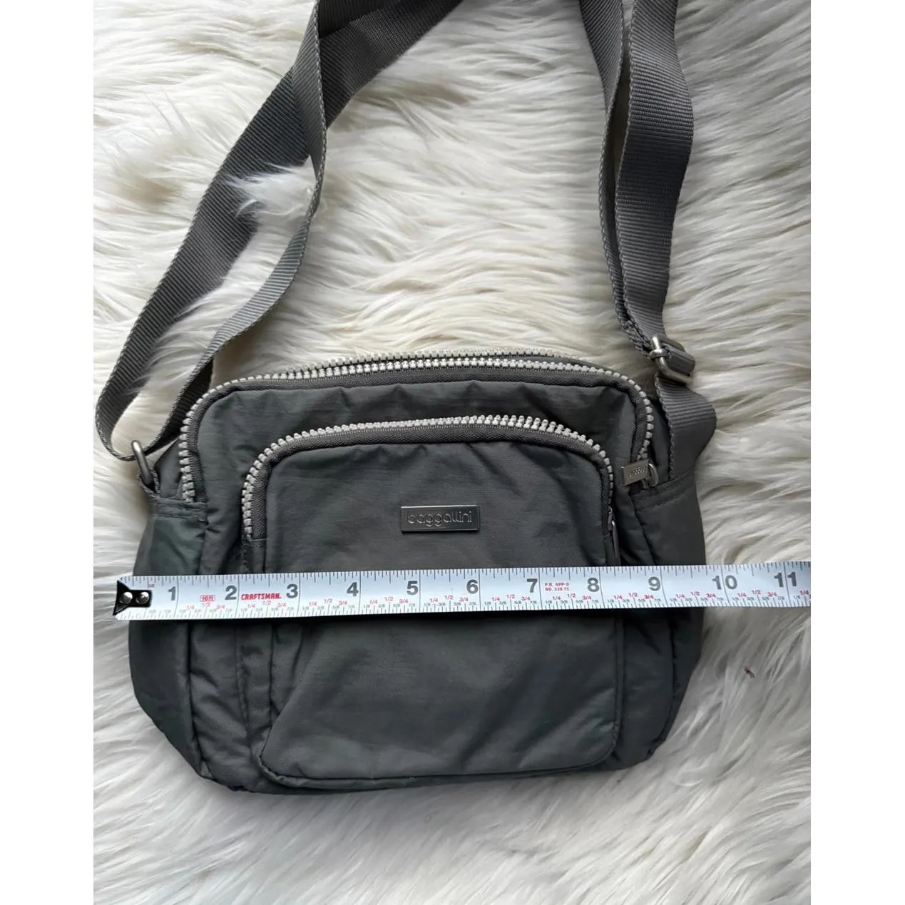 Baggallini Gray Nylon Crossbody Shoulder Bag - Image 7