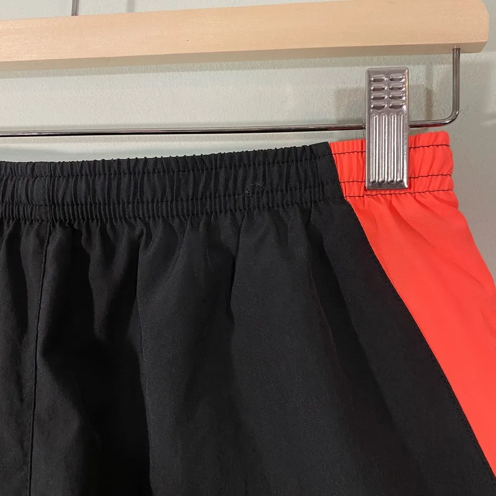 Nike Women's Black Pink Dri Fit 10K Lined Running Shorts Size XS #849394-063 - Image 9