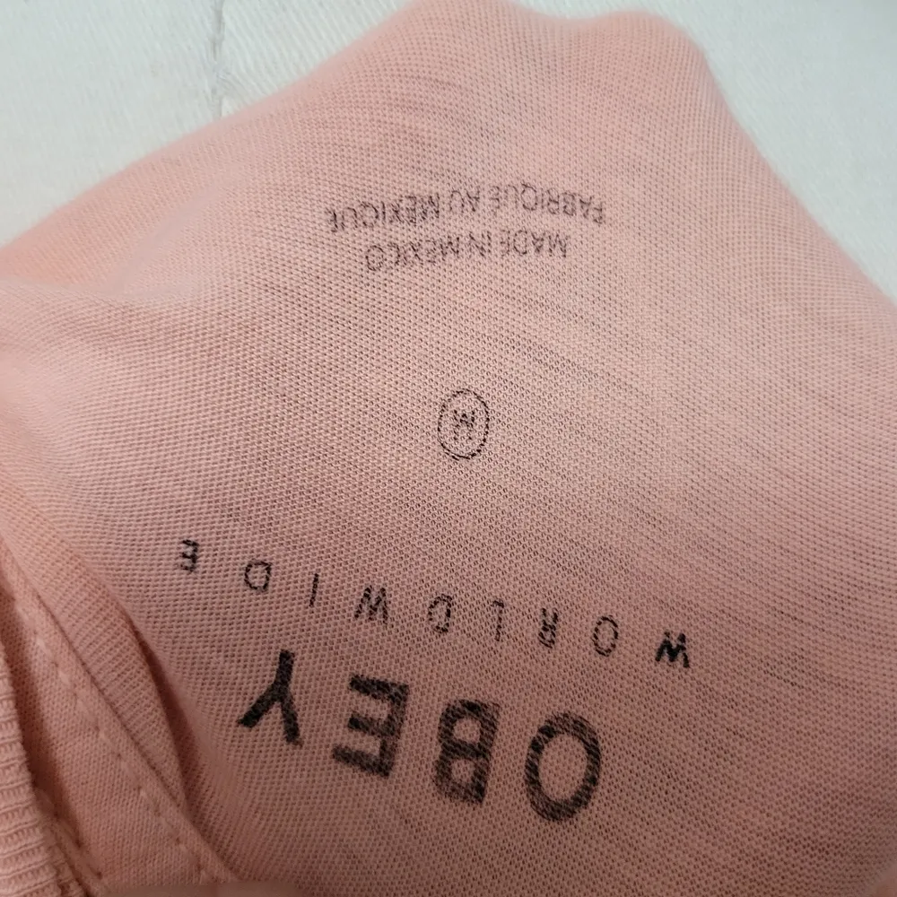 Obey Over Paradise Coral T-Shirt Size Medium - Image 7