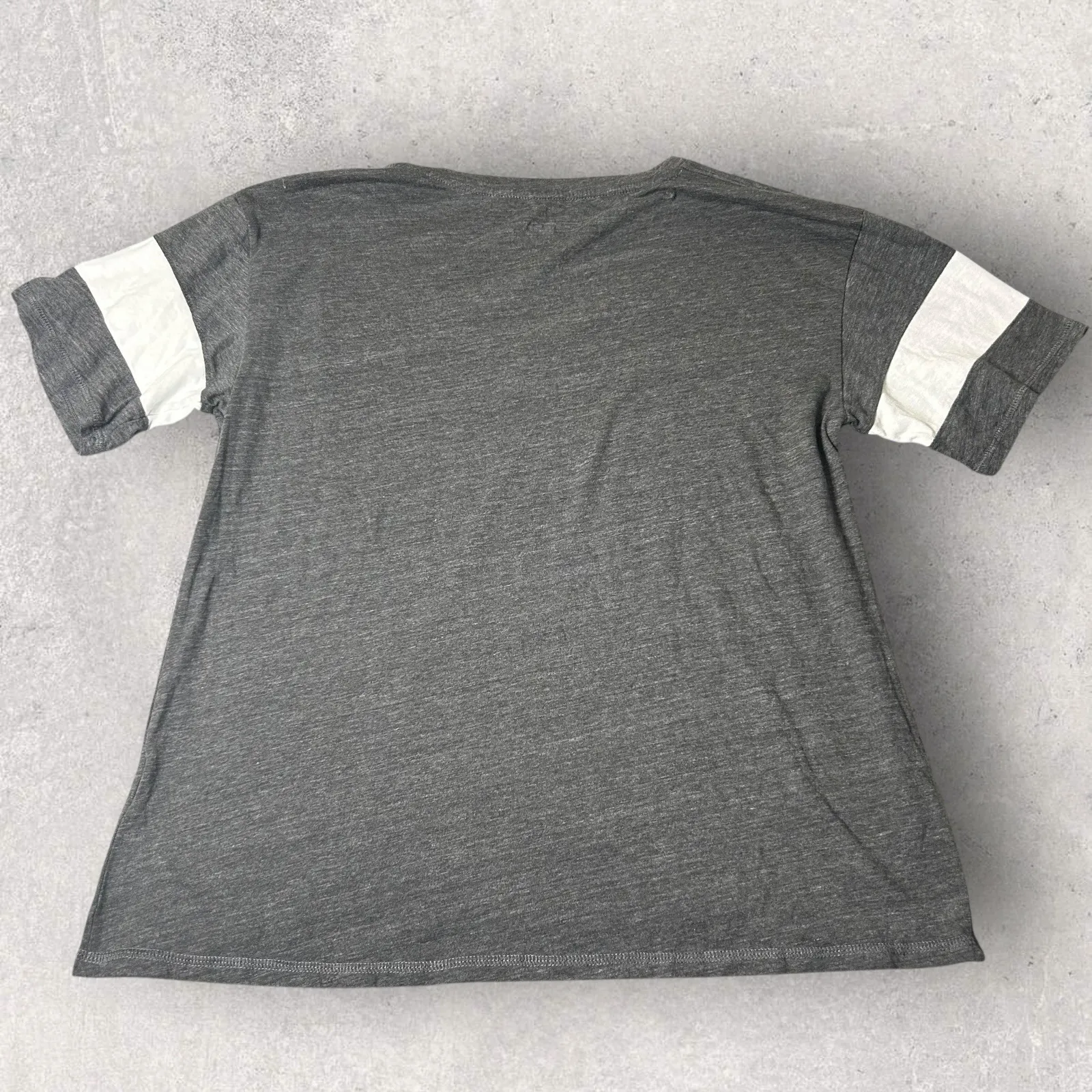 Pittsburg Pirates‎ Baseball T-Shirt Womens L Gray Fanatics V Neck MLB NEW - Image 2