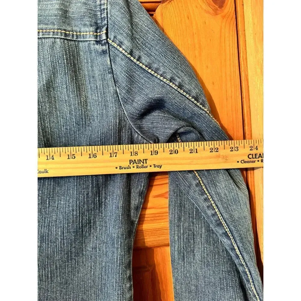 Chico's  size 1/S elevated jean jacket button front vintage wash western casual - Image 4
