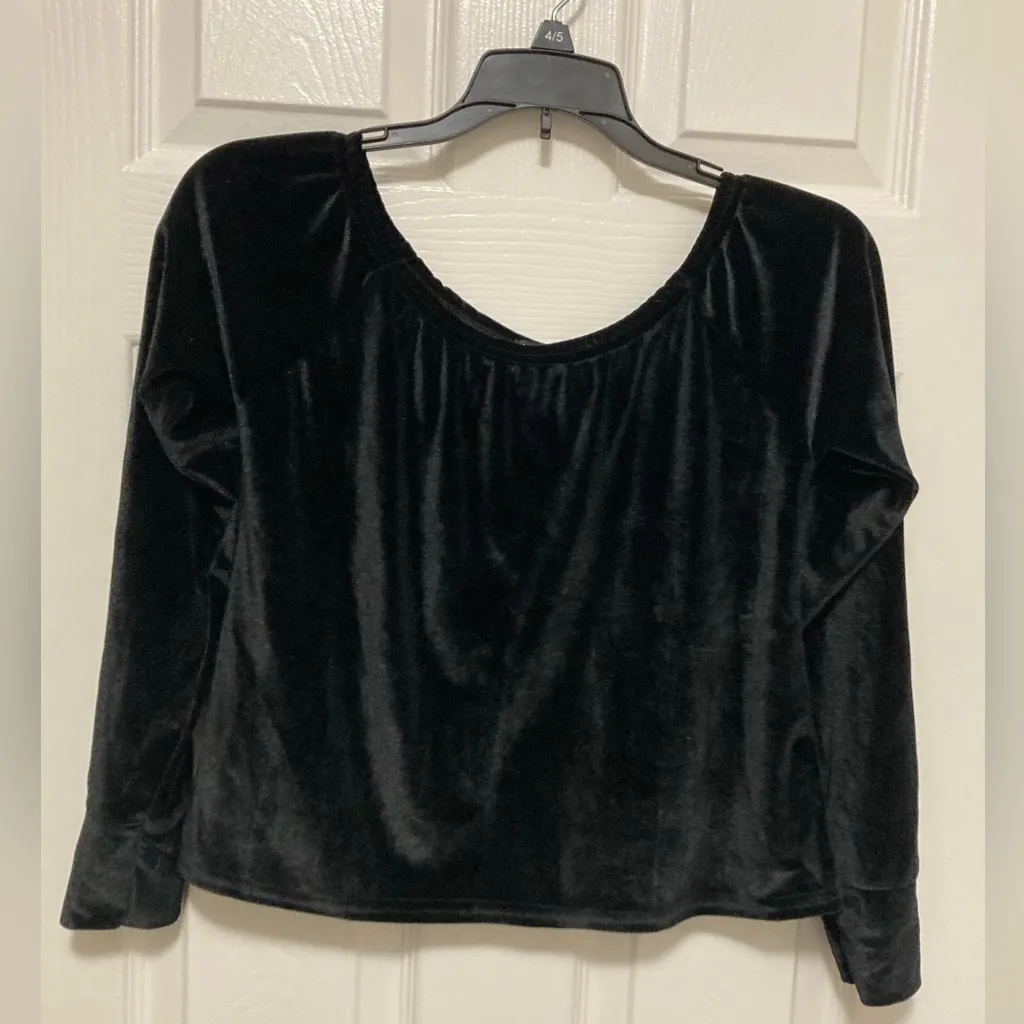 Nasty Gal Black Velvet Scoop Neck Cropped Long Sleeve Blouse Top - Image 8