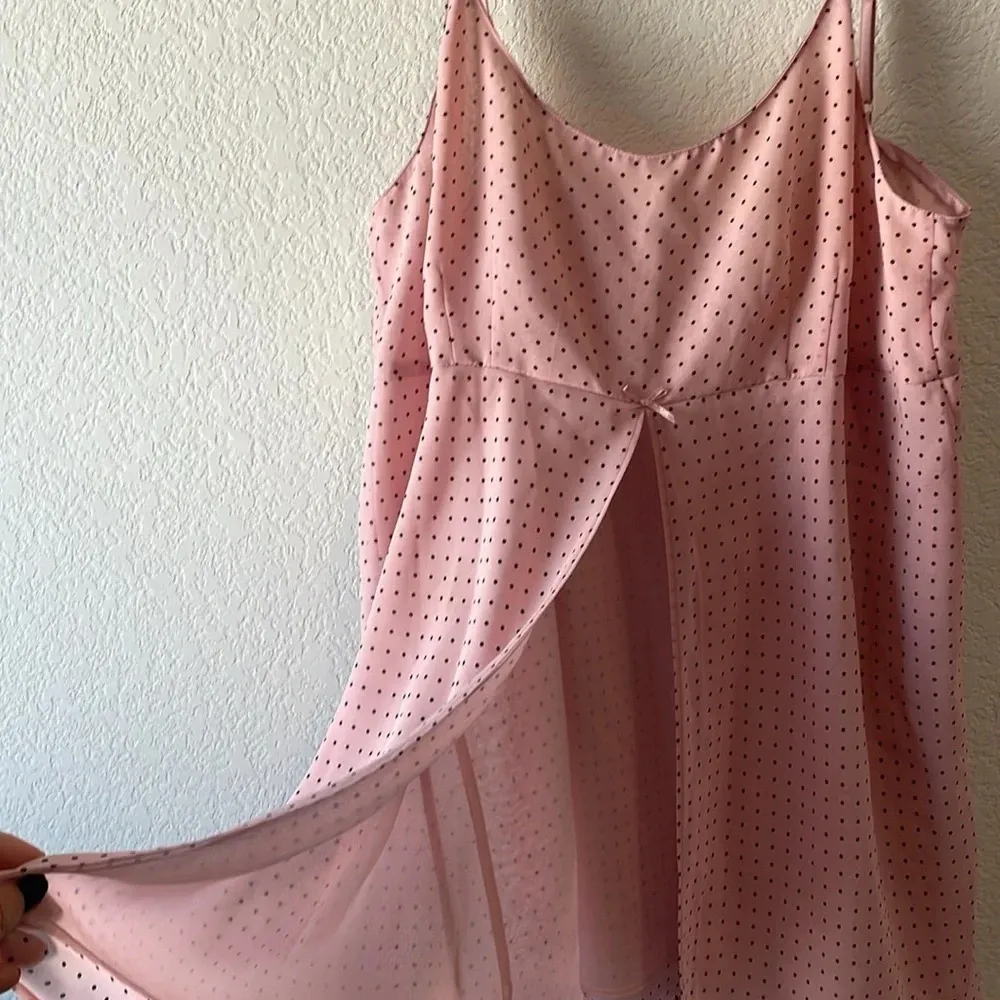 Valerie Steven’s intimates Medium pink with black polka dot flyaway nighty - Image 3