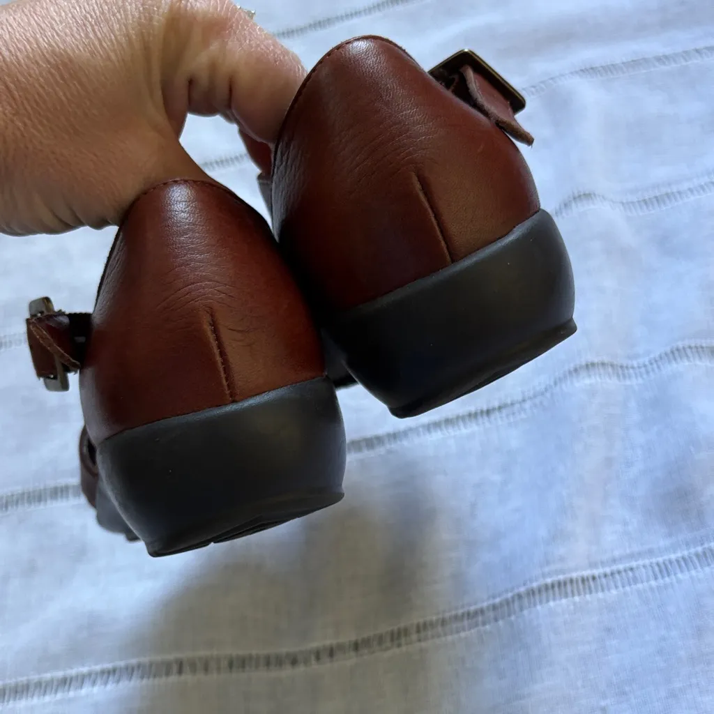 Naturalizer NWOT Rich Brown Leather Sandals - Image 11