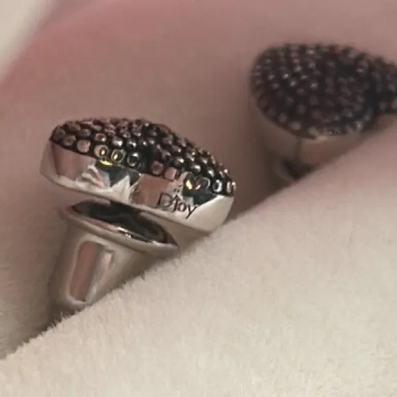 D’Joy 925 Sterling Silver Heart Stud Earnings Pierced - Image 9