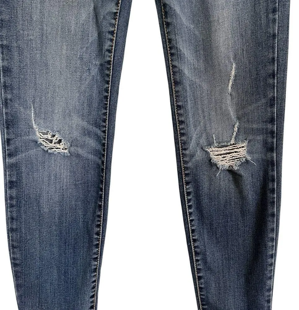 Judy Blue Women’s Relaxed Fit Distressed Denim Size 1/25 - Image 5